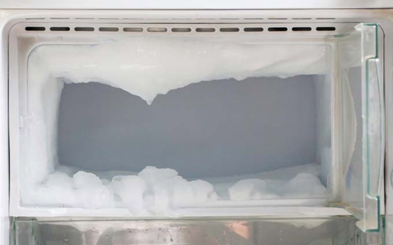 برفک زدن در یخچال های قدیمی